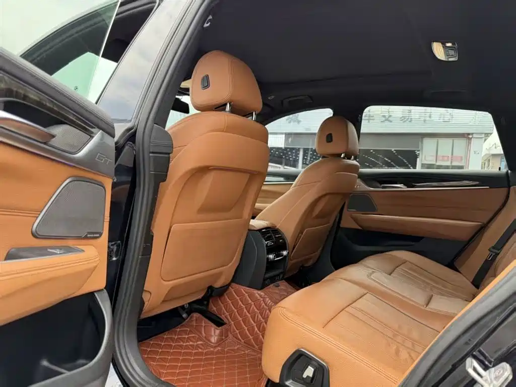 BMW 6 Series GT 630 i M Sport Package
