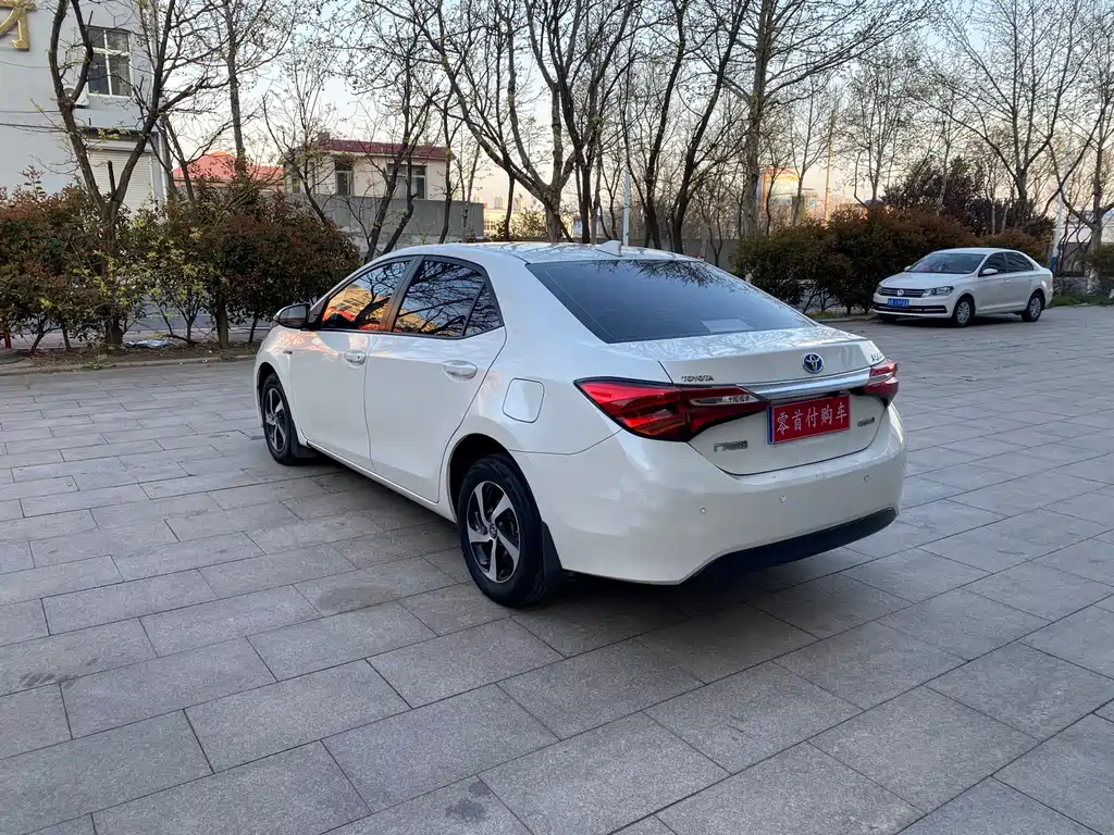 Levin Facelift Dual Engine 1.8 H GS E-CVT Elite Sunroof CN-V