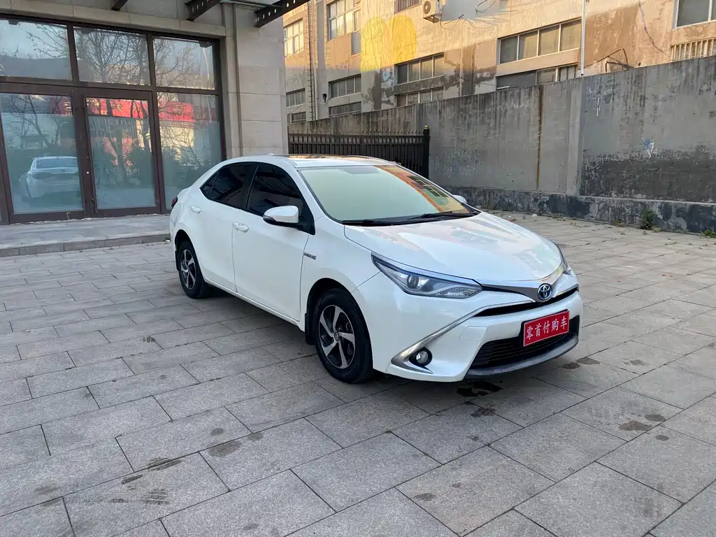 Levin Facelift Dual Engine 1.8 H GS E-CVT Elite Sunroof CN-V