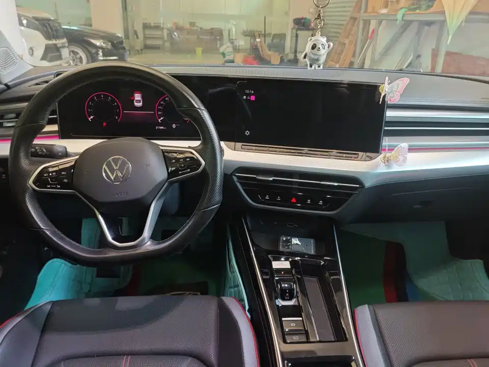 Lamando Lamando L 280 TSI DSG Spicy Cool