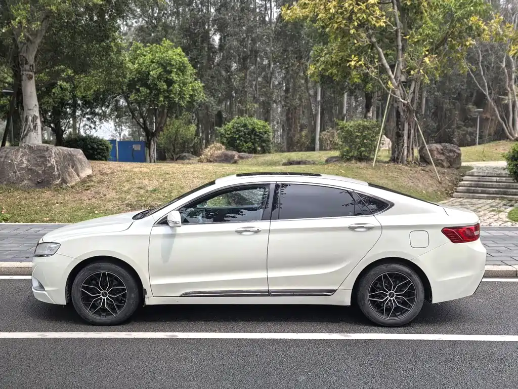 Borui 2.4 L Comfort