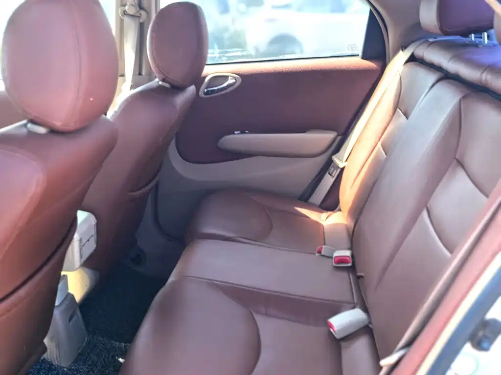 City (Sidi) 1.5 L Auto Luxury