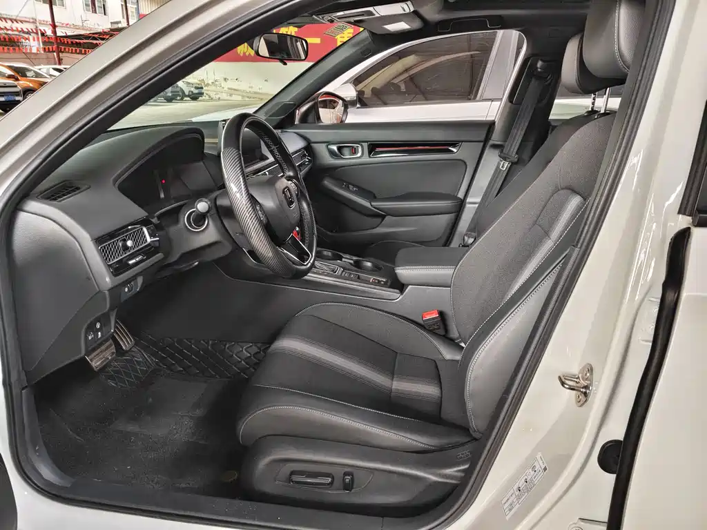 Civic HATCHBACK 240 TURBO CVT Extreme Sharp