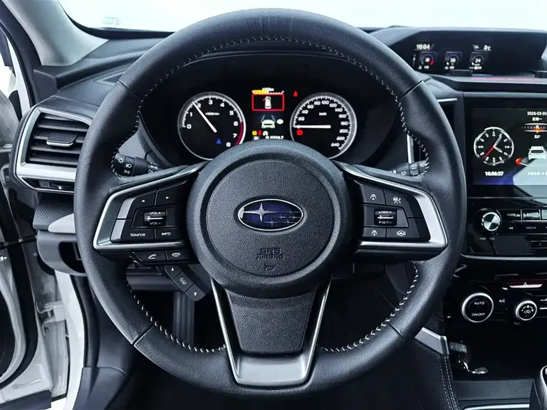 Subaru Forester 2.0 i AWD Luxury EyeSight