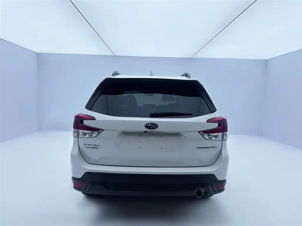 Forester 2.0 i AWD Luxury EyeSight