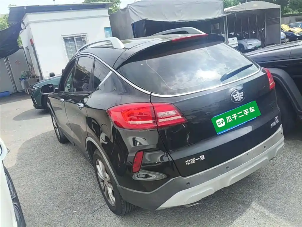 Besturn X80 1.8 T Auto Luxury