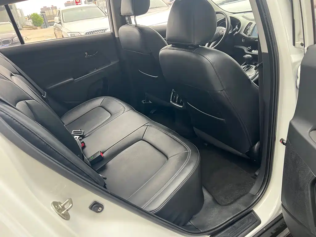 Sportage 2.0 L Auto 2 WD GLS