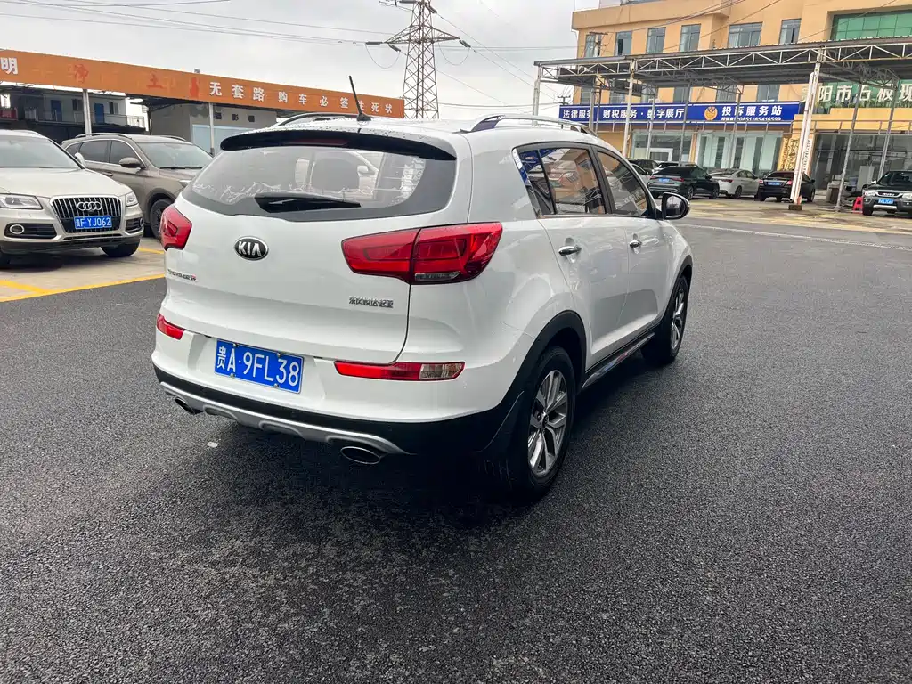Sportage 2.0 L Auto 2 WD GLS