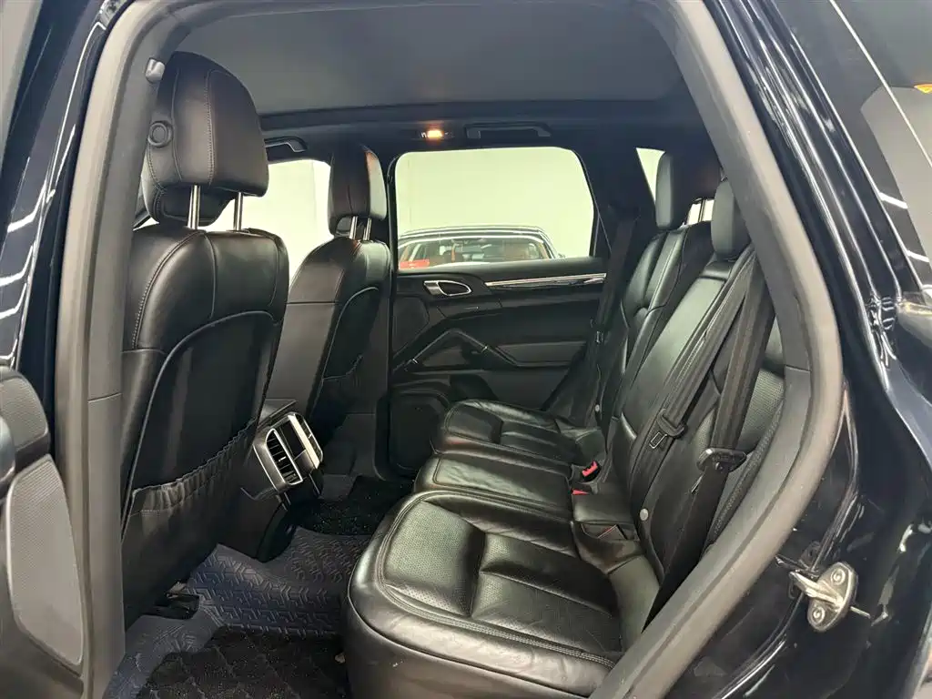 Cayenne Cayenne Platinum Edition 3.0 T