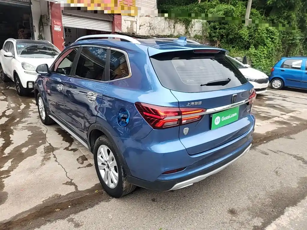 Roewe RX5 20 T 2 WD Auto Flagship