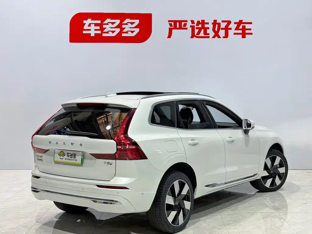 Volvo XC60 PHEV T8 PHEV Long Range 4 WD Smart Grace Luxury