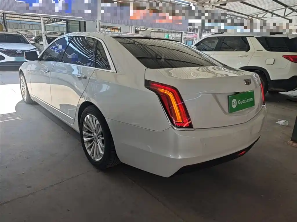 Cadillac CT6 28 T Fashion