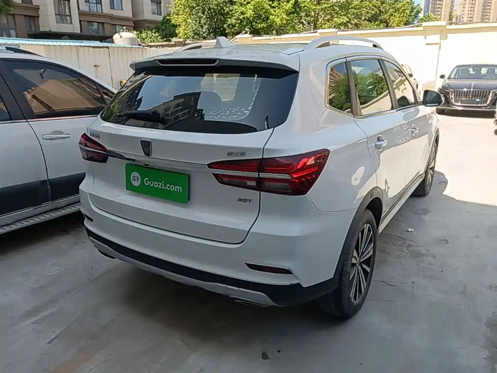 Roewe RX5 20 T Auto 4 G Connected Million
