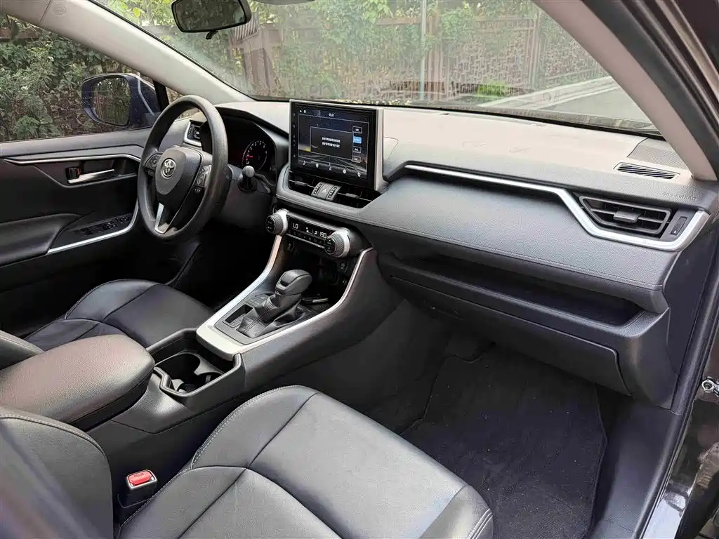 Wildlander 2.0 L CVT 2 WD Luxury
