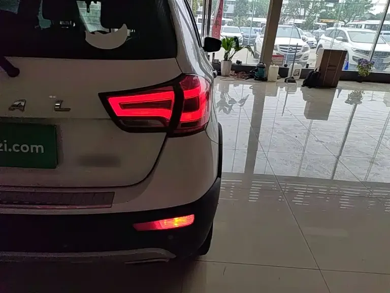 Haval H1 1.5 L AMT Luxury