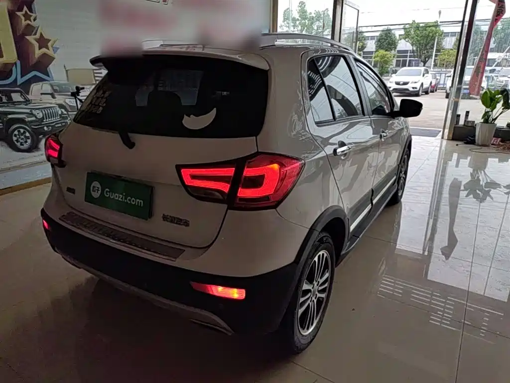 Haval H1 1.5 L AMT Luxury