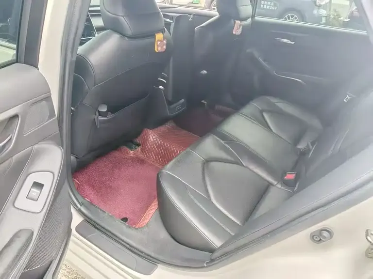 Toyota Avalon 2.0 L Luxury