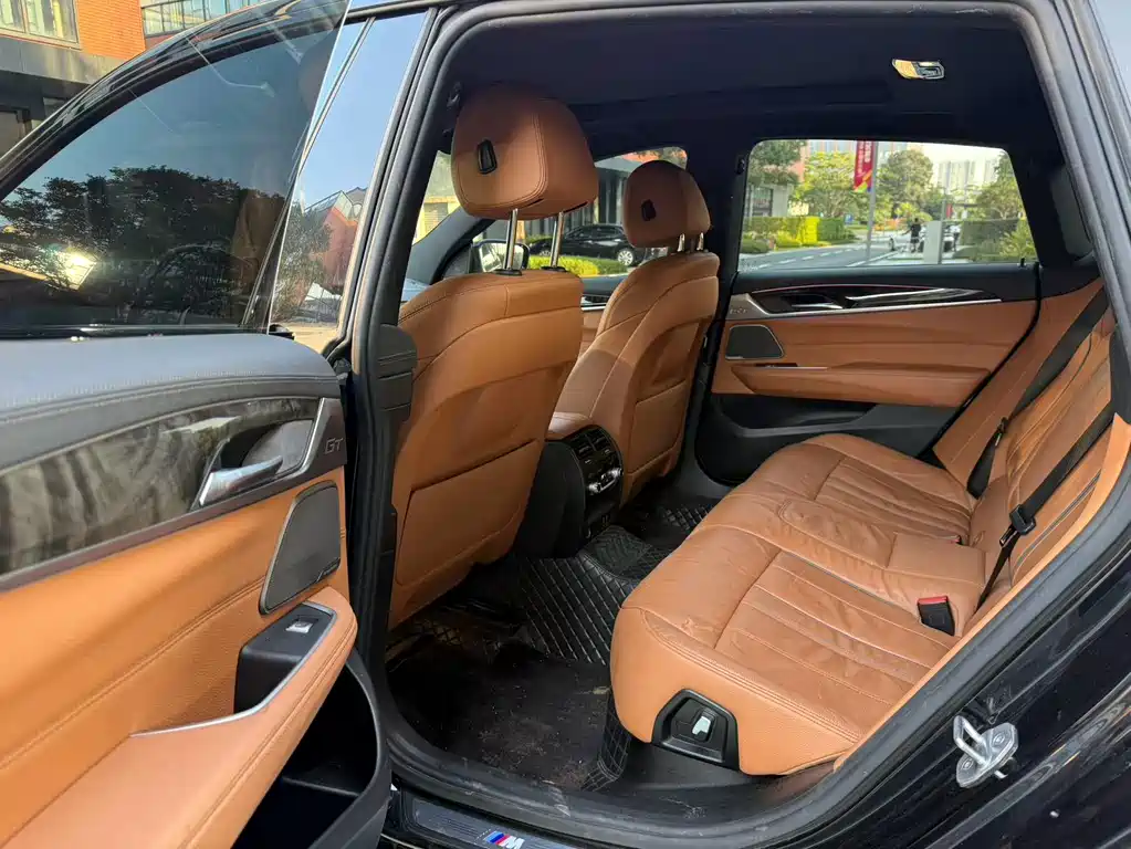 BMW 6 Series GT 630 i M Sport Package