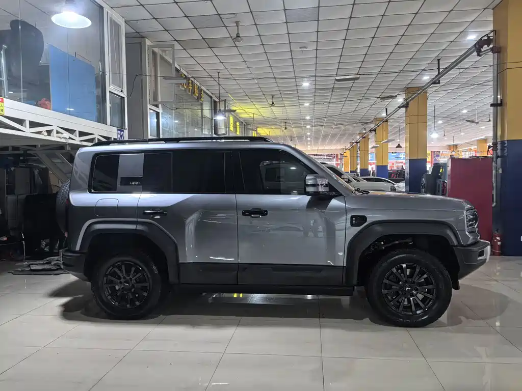 Leopard 5 Navigator