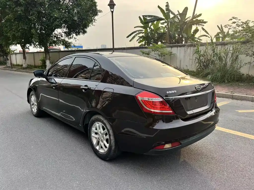 Emgrand Sedan 1.5 L Manual Fashion