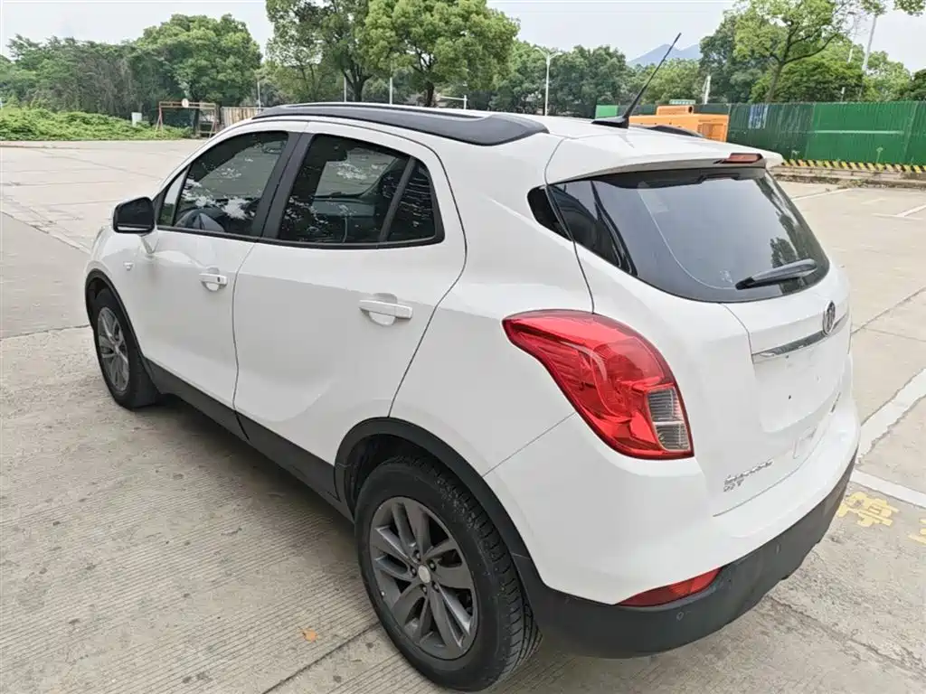 Encore 18 T Auto 2 WD Urban Leading