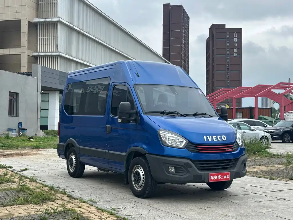 IVECO Daily 依维柯欧胜 2020款 3.0 T 自动超瑞短轴高顶F1 C