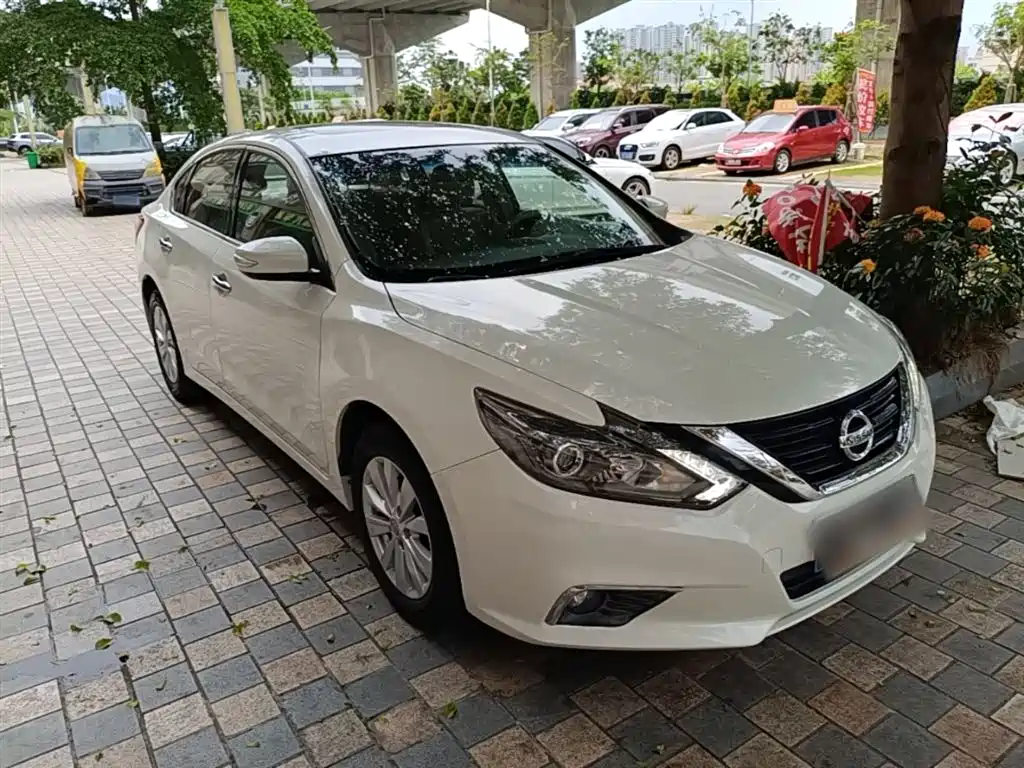 Teana Facelift 2.0 L XL Comfort