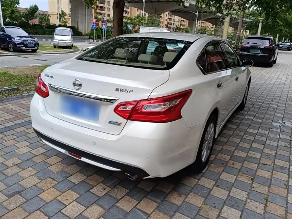 Teana Facelift 2.0 L XL Comfort