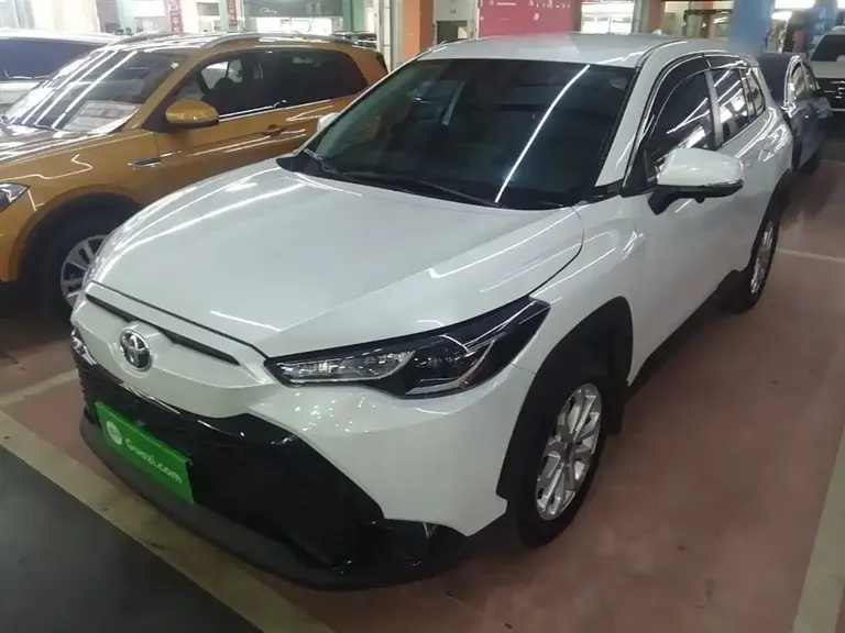 Toyota Frontlander 2.0 L CVT Elite