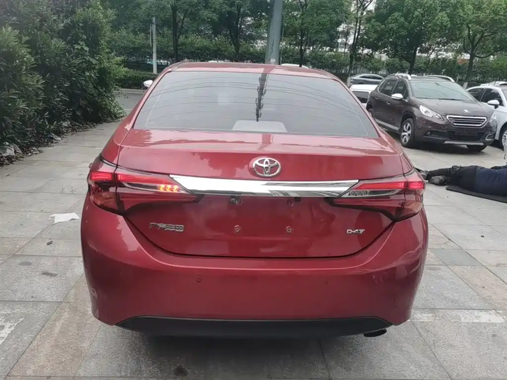 Levin Facelift 185 T CVT Elite CN-V