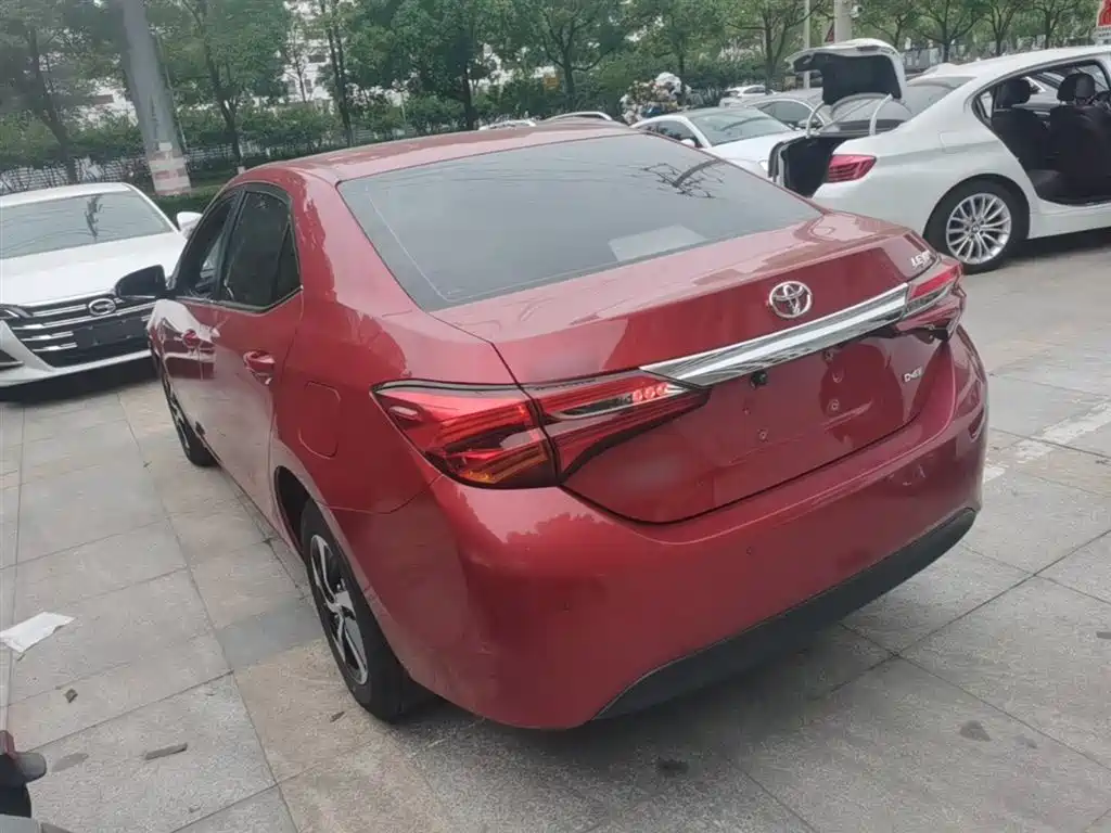 Levin Facelift 185 T CVT Elite CN-V