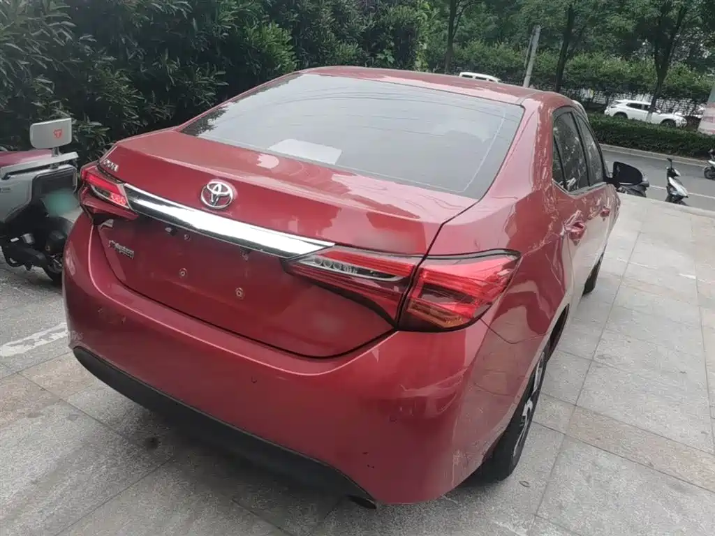 Levin Facelift 185 T CVT Elite CN-V