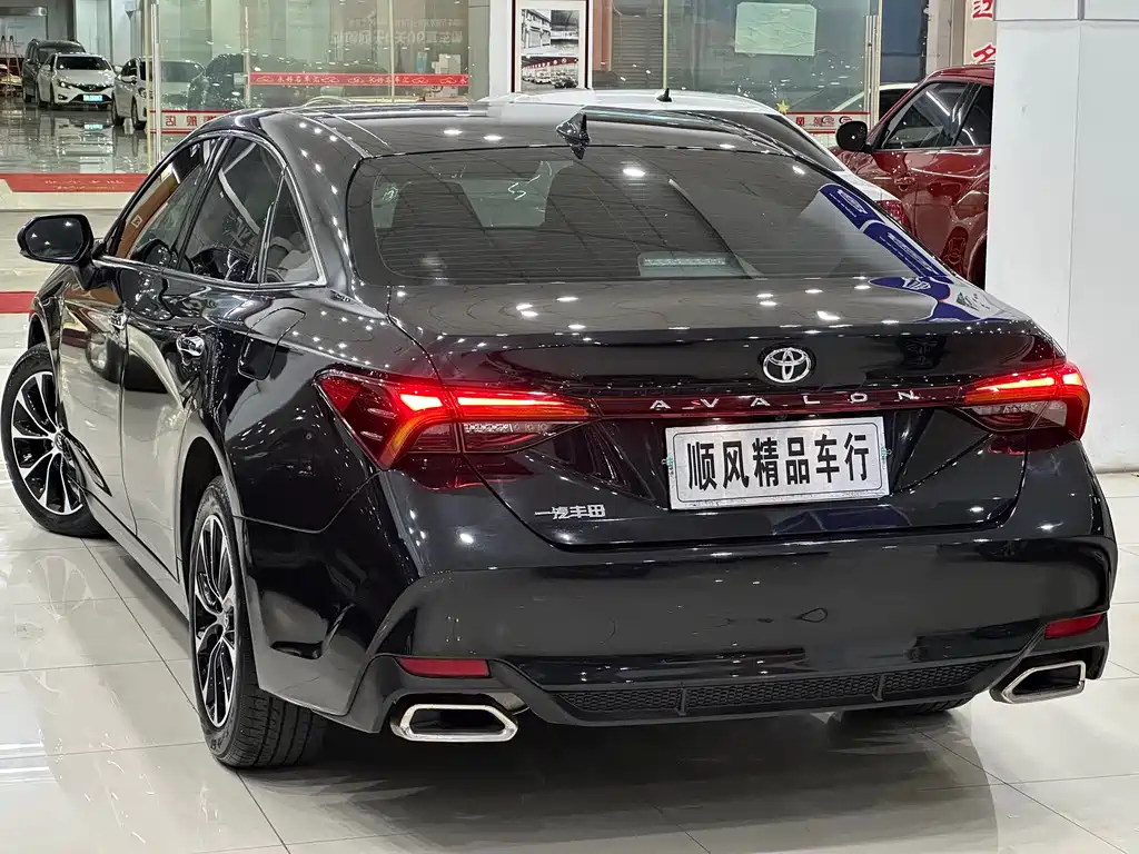 Avalon 2.0 L Luxury