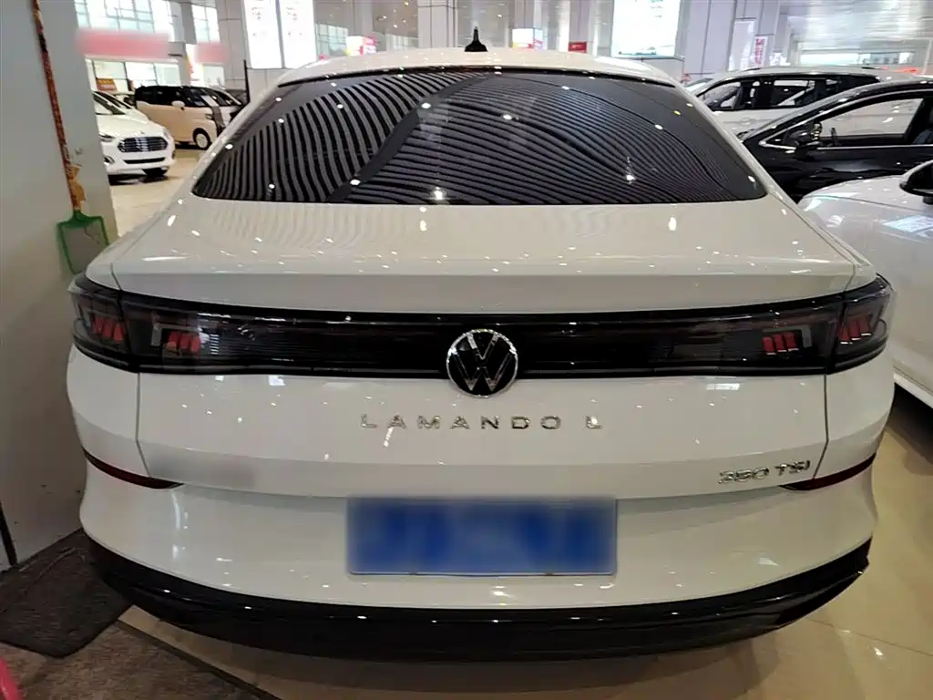 Lamando Lamando L 280 TSI DSG Dazzle Hot