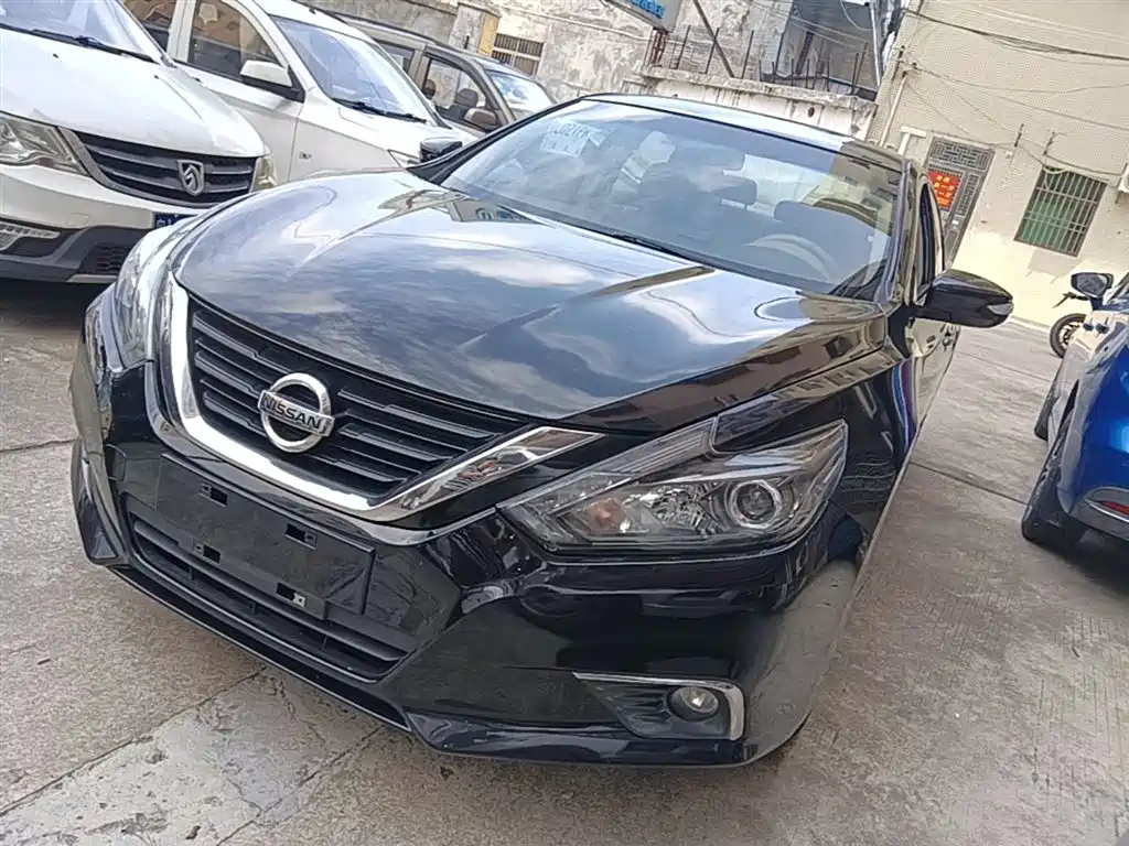 Teana Facelift 2.0 L XL Comfort