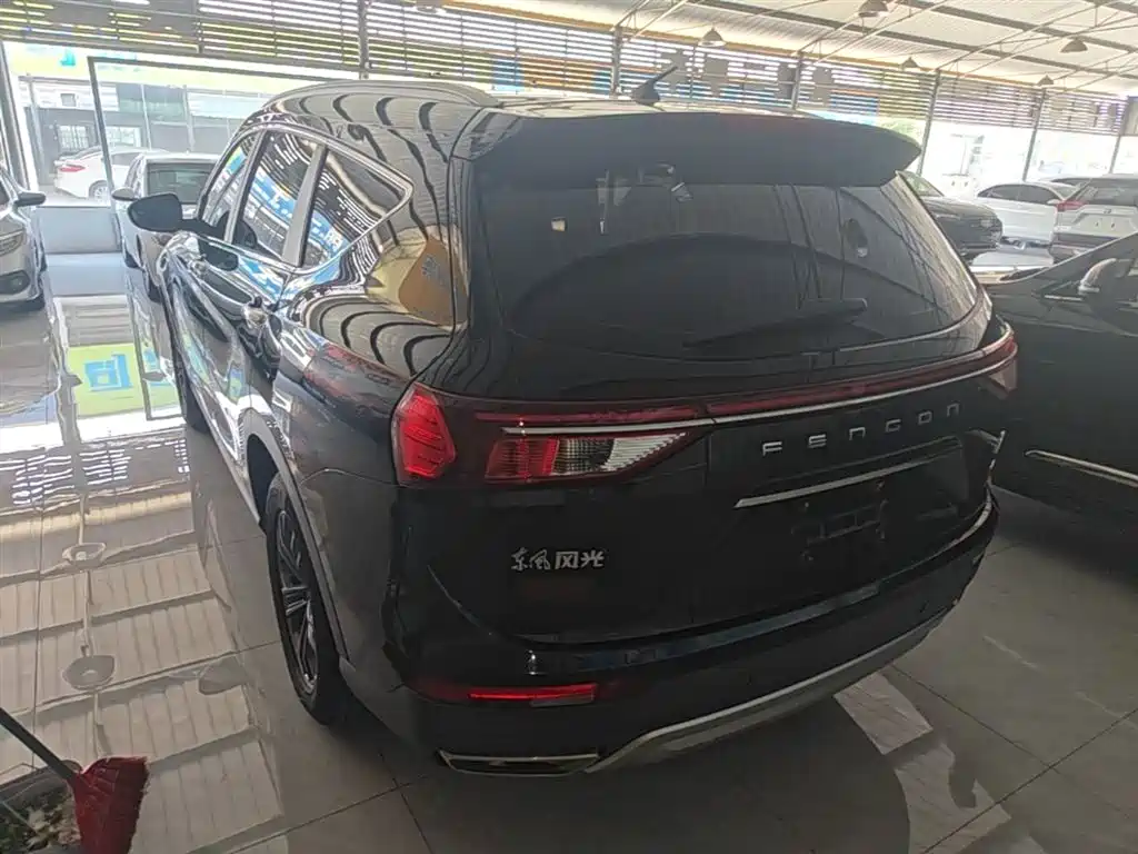Fengguang ix7 2.0 TGDI Auto 2 WD Urban Luxury