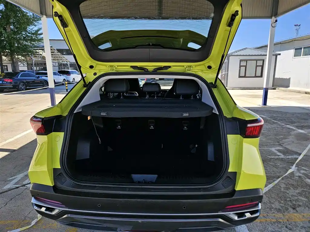 Omoda 1.5 T CVT Cross