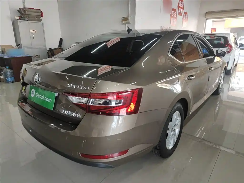Superb TSI280 DSG Standard CN-V