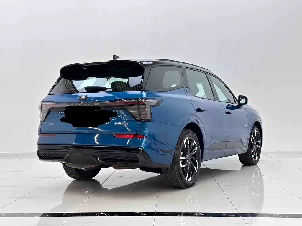 Edge Edge L 2.0 T EcoBoost E Hybrid 4 WD 7-seat STLine