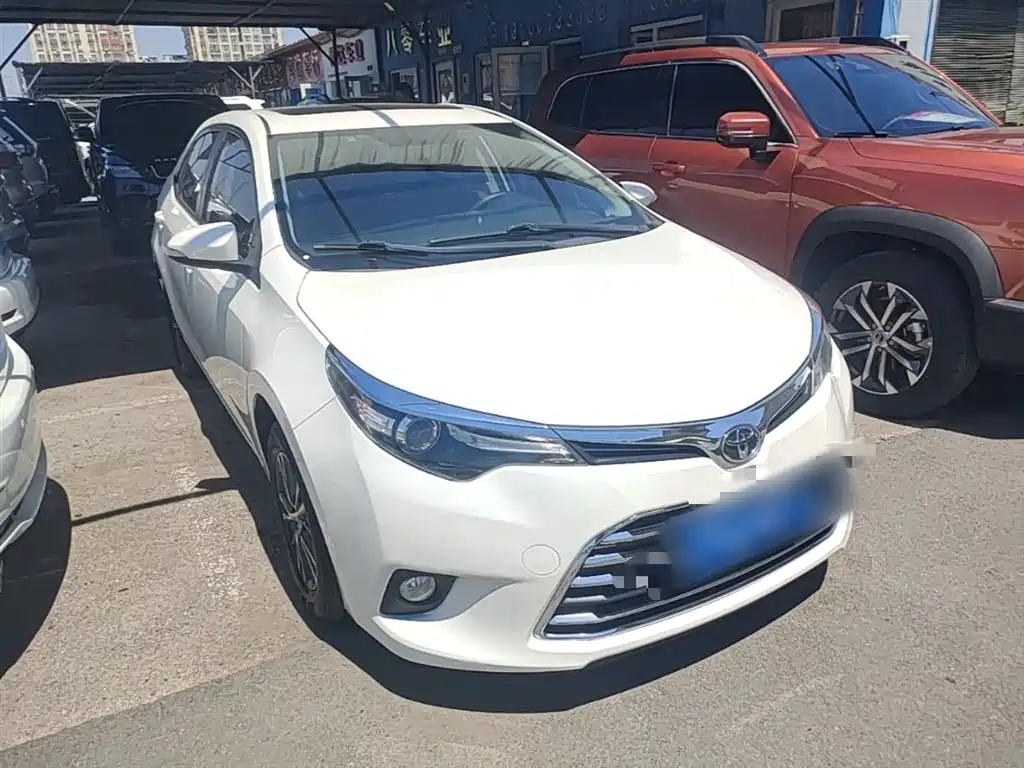Levin 1.6 G CVT Elite
