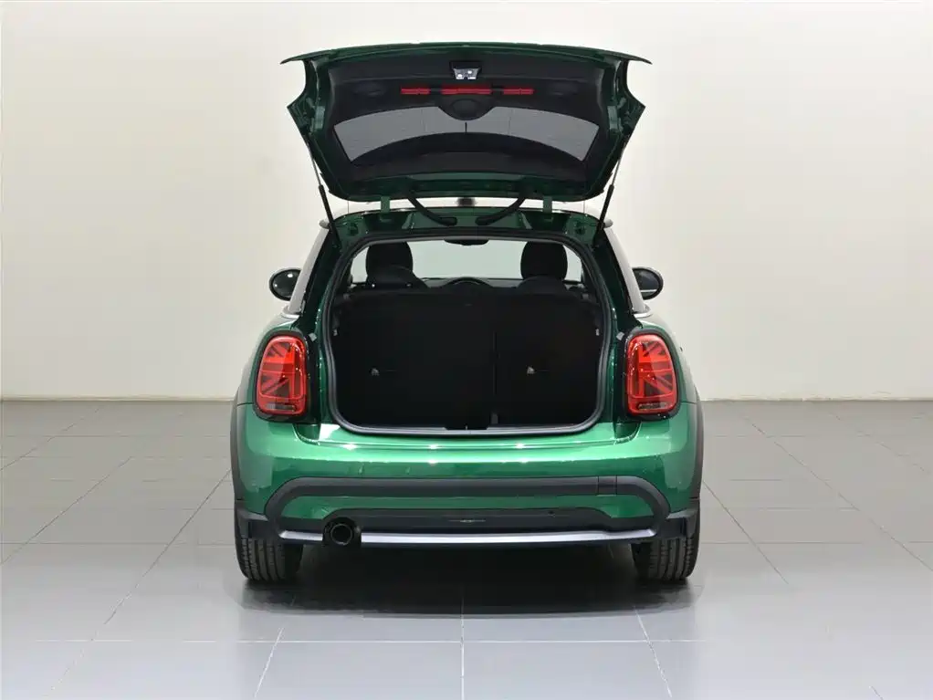 MINI Facelift 1.5 T COOPER Artist