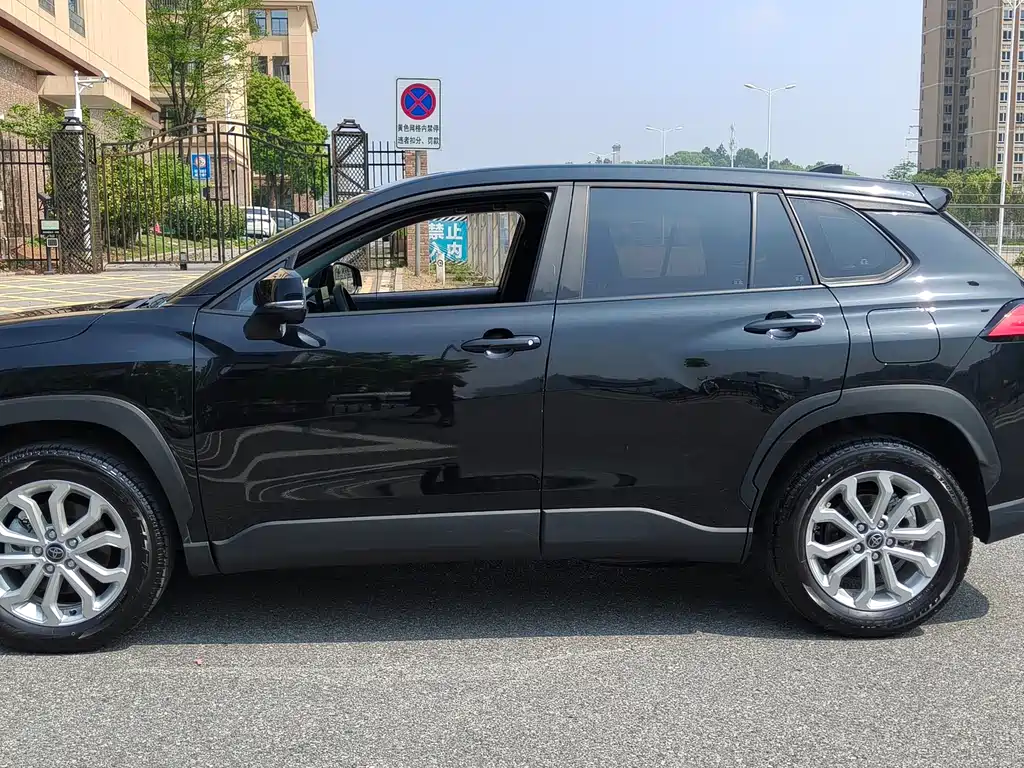 Frontlander 2.0 L CVT Elite