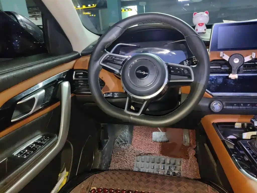 Zotye T500 1.5 T Auto Intelligent Connected Distinguished