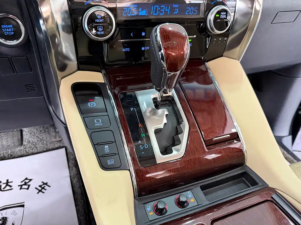 Alphard 3.5 L Luxury