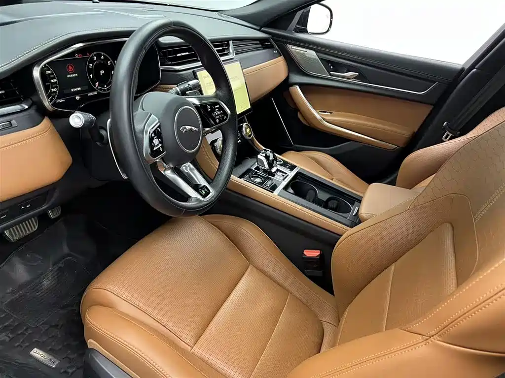 Jaguar XFL XFL 2.0 T P300 4 WD Flagship Sport