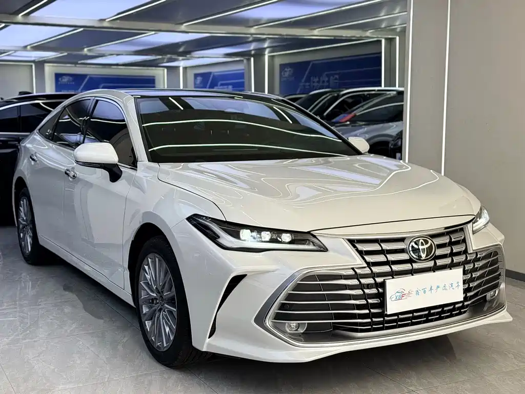 Avalon 2.0 L Luxury