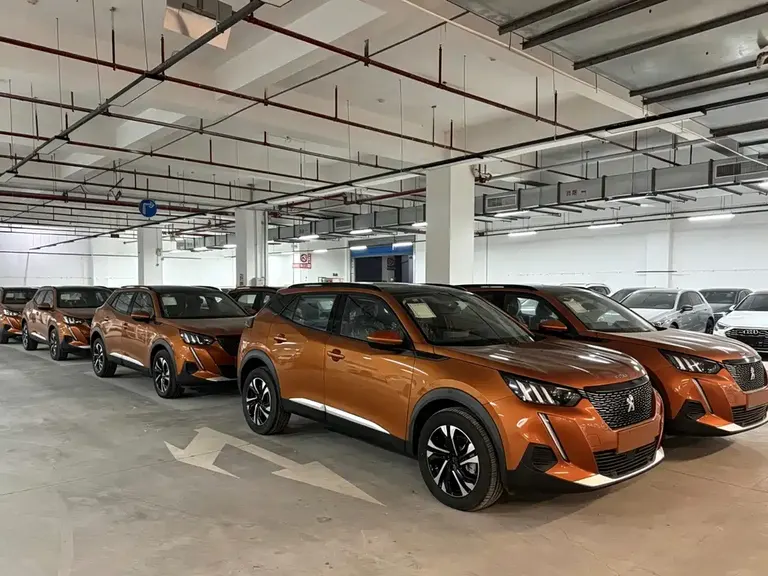 Peugeot 2008 2022 230 THP THE ONE