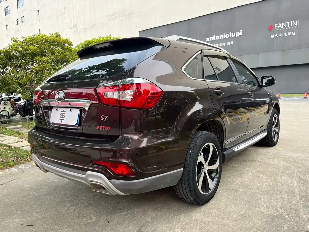 BYD S7 比亚迪S7 2016款 2.0 T 自动旗舰型