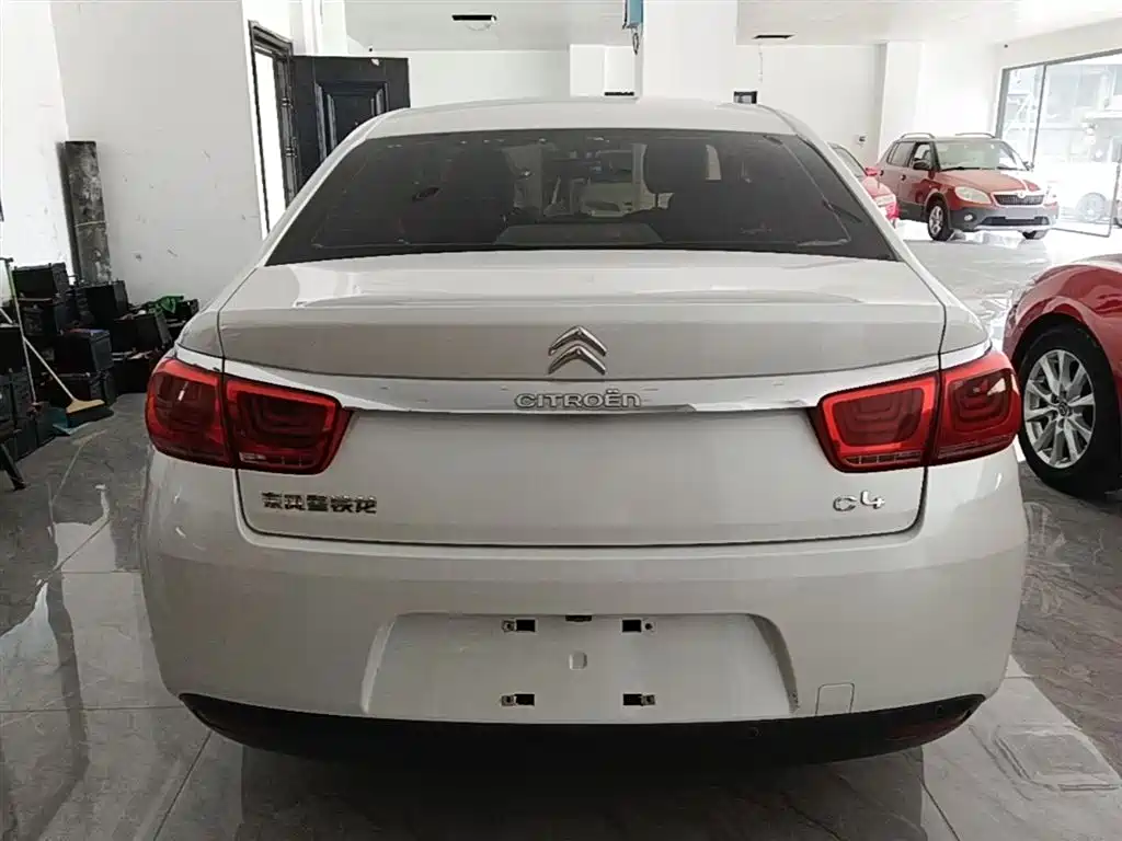 C4 Sega C4世嘉 2016款 1.6 L 自动豪华型