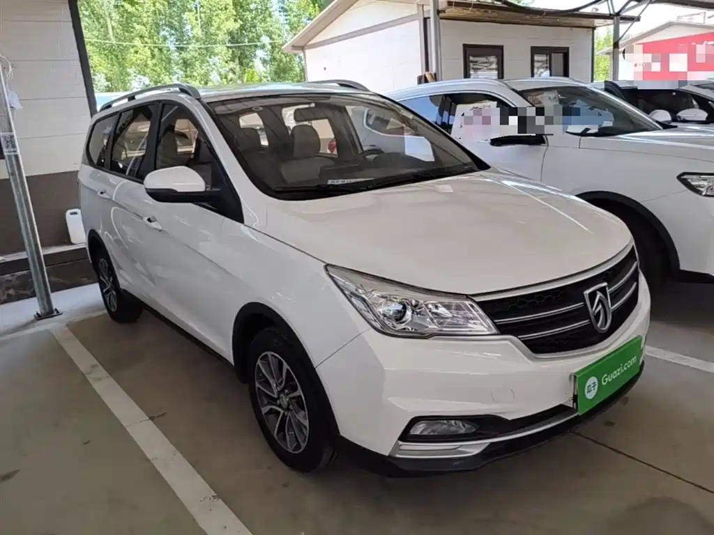 Baojun 730 1.5 T CVT Fashion 7-seat